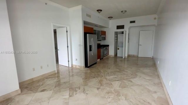 3470 E Coast Ave H1406, Miami, FL 33137