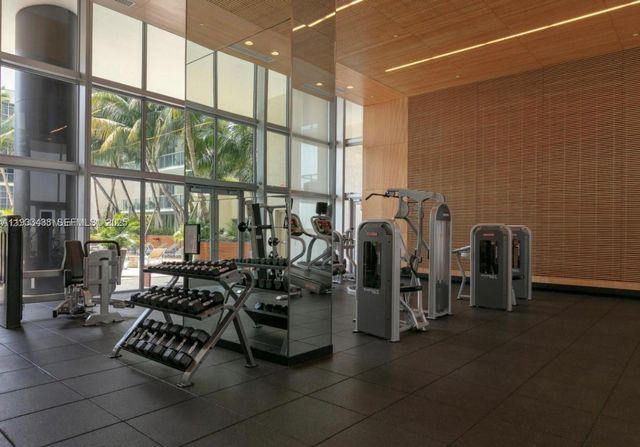 3470 E Coast Ave H1406, Miami, FL 33137