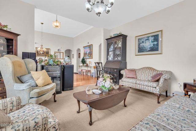 82 Mission Way, Barnegat, NJ 08005