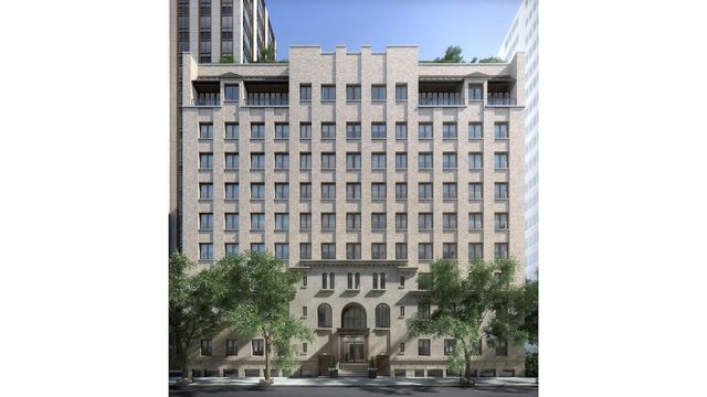 225 E 19th St Apt 402, New York City, NY 10003