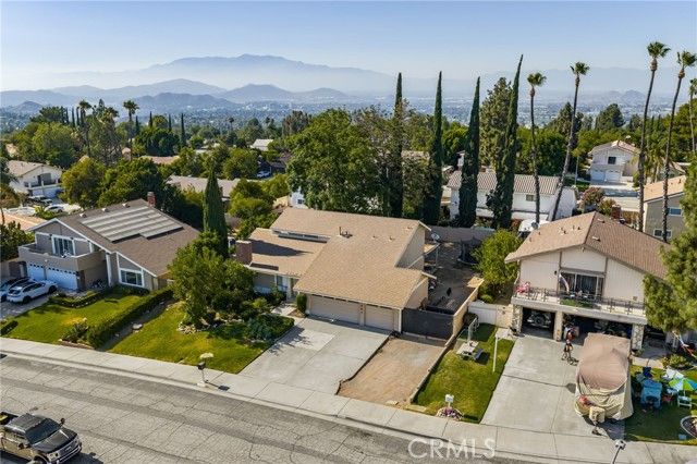 1341 Nettleton Court, Riverside, CA 92506