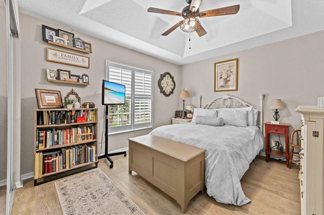 2395 Kemps Bay, West Palm Beach, FL 33411