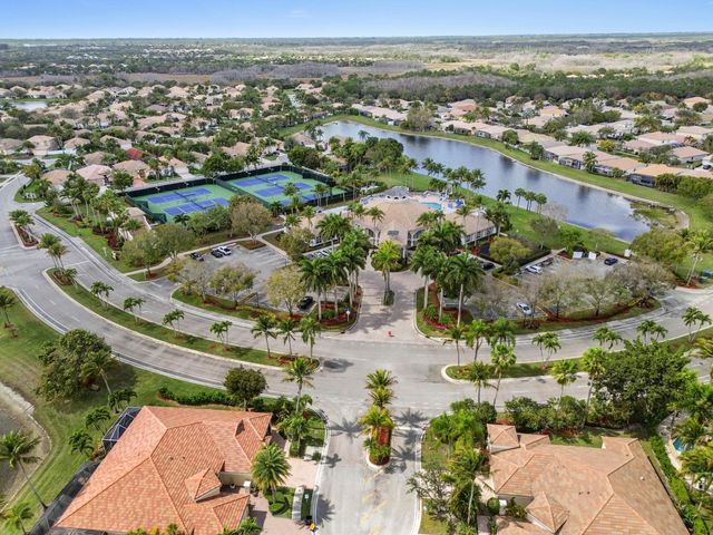 2395 Kemps Bay, West Palm Beach, FL 33411