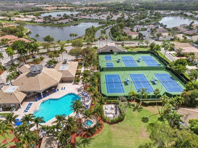 2395 Kemps Bay, West Palm Beach, FL 33411