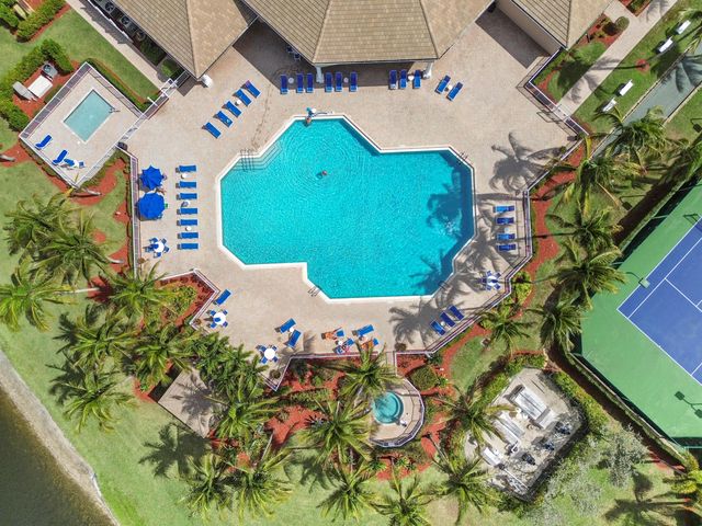 2395 Kemps Bay, West Palm Beach, FL 33411