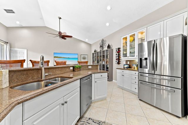 2395 Kemps Bay, West Palm Beach, FL 33411