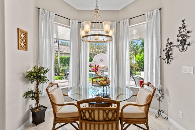 2395 Kemps Bay, West Palm Beach, FL 33411