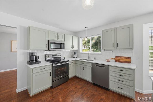 3362 Hampton Crossing, St Charles, MO 63303