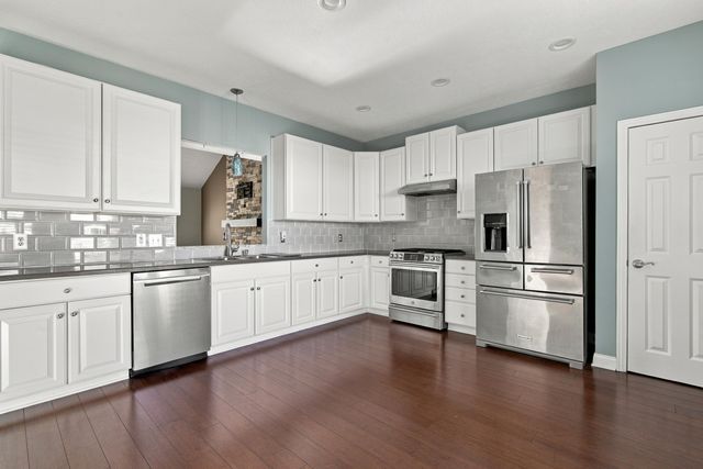 6083 Grand Strand Avenue, Westerville, OH 43081