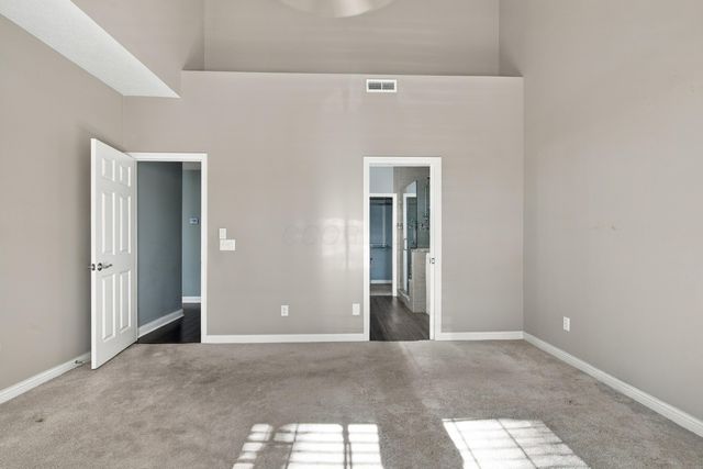 6083 Grand Strand Avenue, Westerville, OH 43081