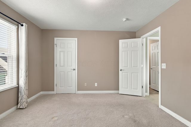 6083 Grand Strand Avenue, Westerville, OH 43081