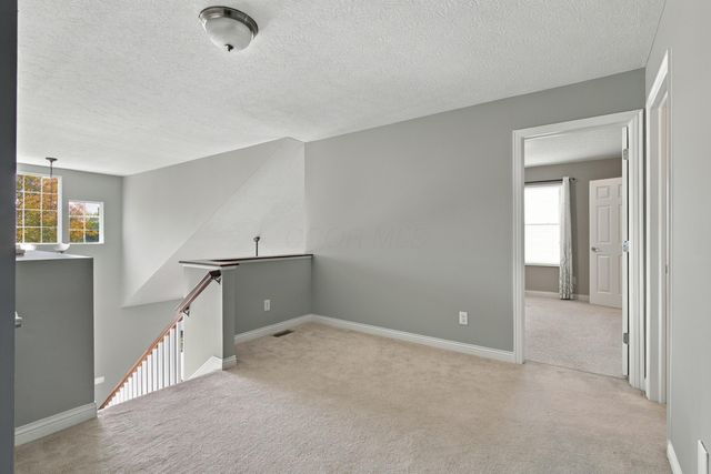 6083 Grand Strand Avenue, Westerville, OH 43081