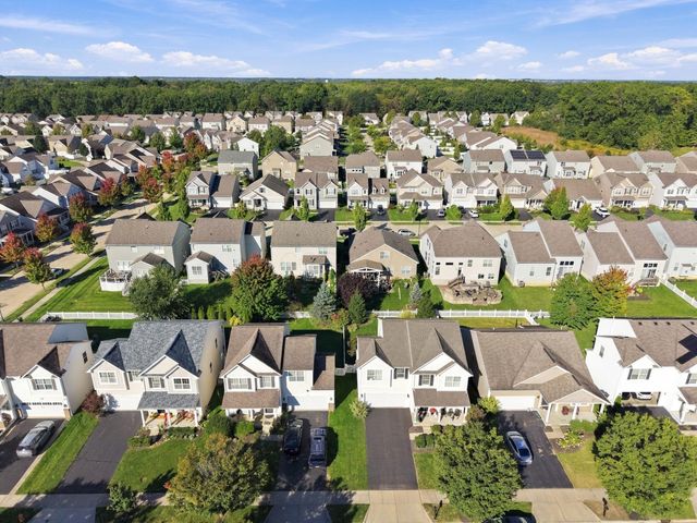 6083 Grand Strand Avenue, Westerville, OH 43081