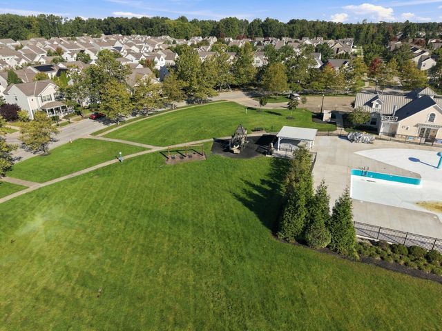 6083 Grand Strand Avenue, Westerville, OH 43081