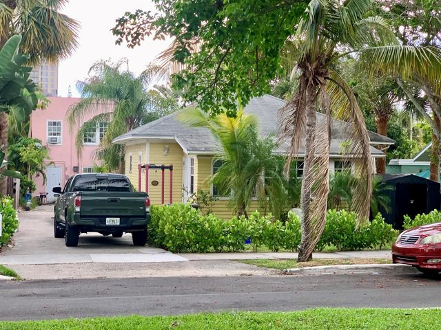 1310 Florida Avenue, West Palm Beach, FL 33401