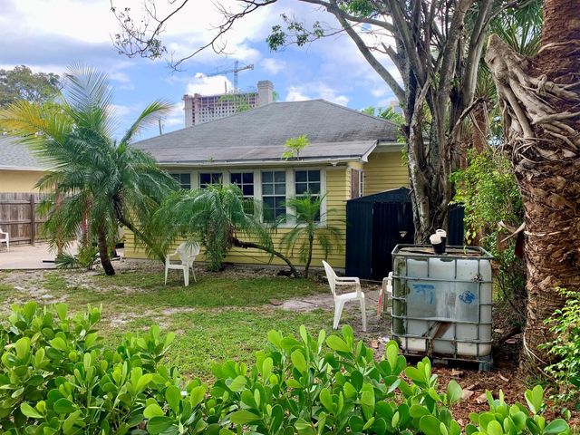 1310 Florida Avenue, West Palm Beach, FL 33401
