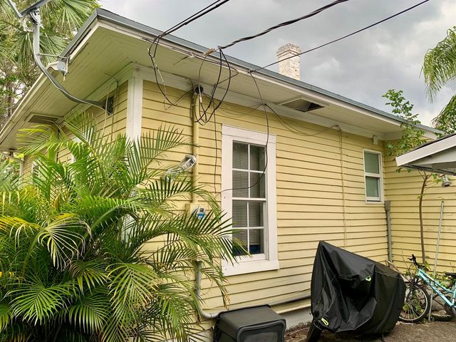 1310 Florida Avenue, West Palm Beach, FL 33401