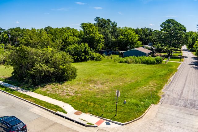 122 Williams Street, Terrell, TX 75160