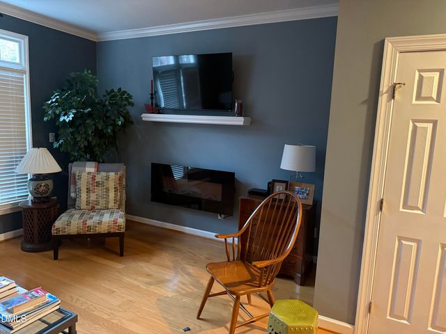 102 Hatfield Lane, Raleigh, NC 27603