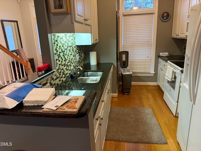 102 Hatfield Lane, Raleigh, NC 27603