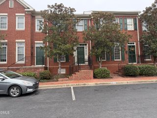 102 Hatfield Lane, Raleigh, NC 27603