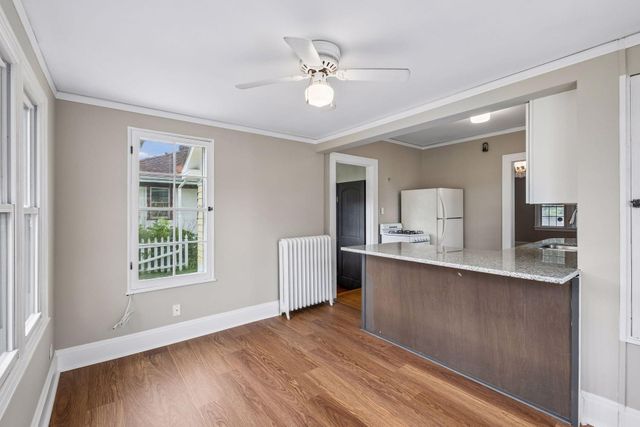 387 Cretin Avenue S, Saint Paul, MN 55105