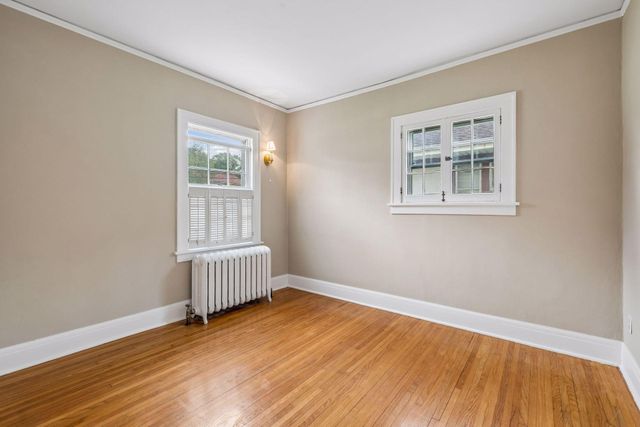 387 Cretin Avenue S, Saint Paul, MN 55105