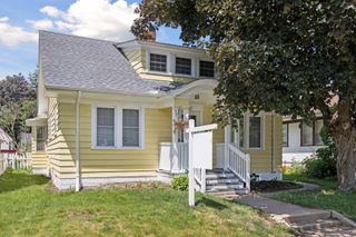 387 Cretin Avenue S, Saint Paul, MN 55105