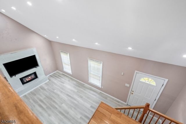 726 New Brunswick Rd, Franklin Twp., NJ 08873