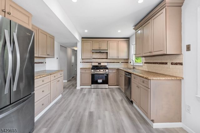 726 New Brunswick Rd, Franklin Twp., NJ 08873