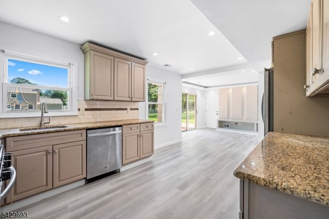 726 New Brunswick Rd, Franklin Twp., NJ 08873