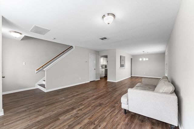 1424 Ruthven Street, Houston, TX 77019