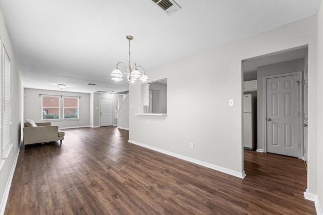 1424 Ruthven Street, Houston, TX 77019