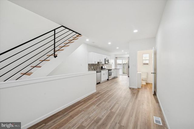 2013 TITAN ST, Philadelphia, PA 19146