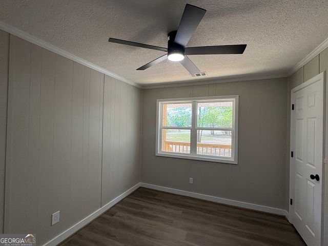 2446 Hoke Dickerson, Elberton, GA 30635