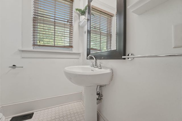 610 S 5th Street, Columbus, OH 43206