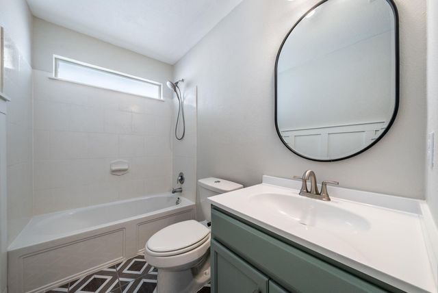 7124 Outfitter DR, Austin, TX 78744