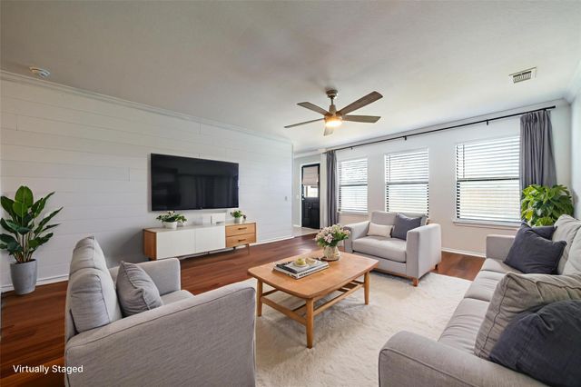 7124 Outfitter DR, Austin, TX 78744