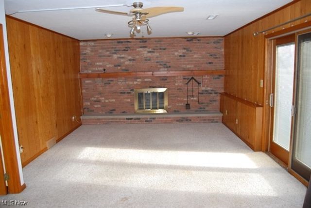 13585 Pineview Court, Middleburg Heights, OH 44130