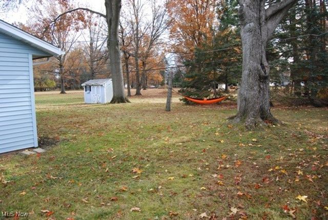 13585 Pineview Court, Middleburg Heights, OH 44130