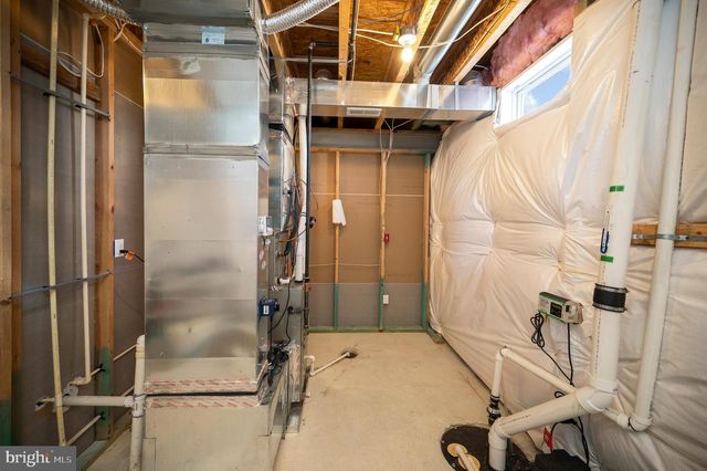 7910 BURBANK AVE, Fredericksburg, VA 22407