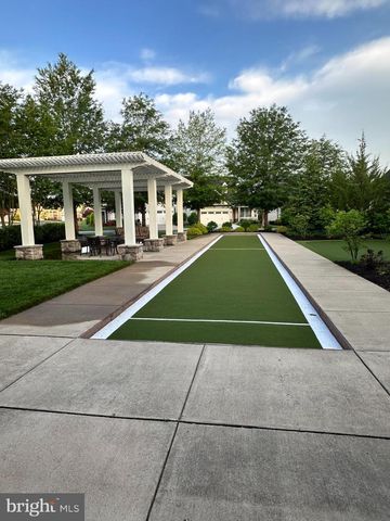 7910 BURBANK AVE, Fredericksburg, VA 22407