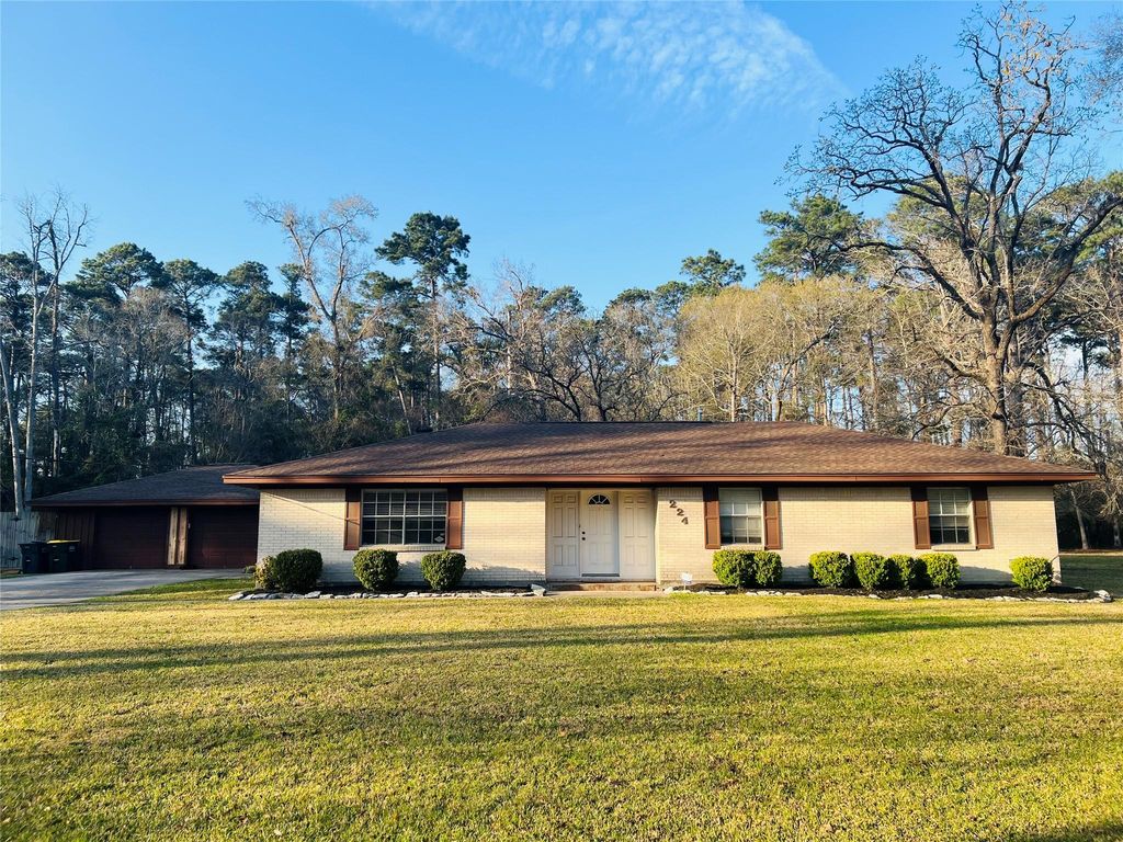 224 Sunset Boulevard, Conroe, TX 77303