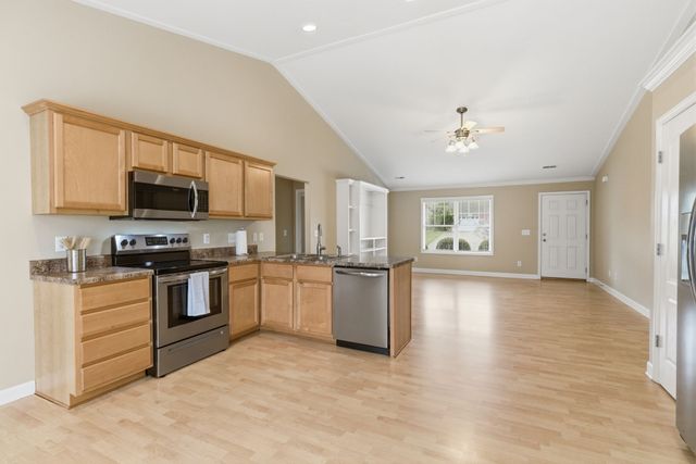 5016 Morning Dove Ln, Spring Hill, TN 37174