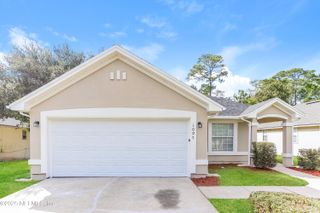 1097 CHERRY POINT Way, Jacksonville, FL 32218