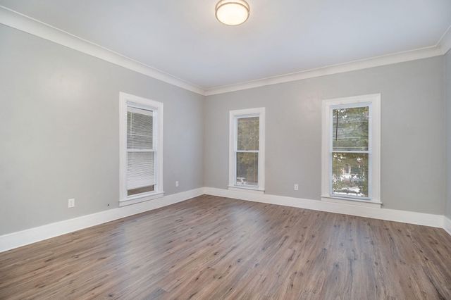 709 W Lovell Street, Kalamazoo, MI 49007