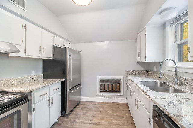 709 W Lovell Street, Kalamazoo, MI 49007