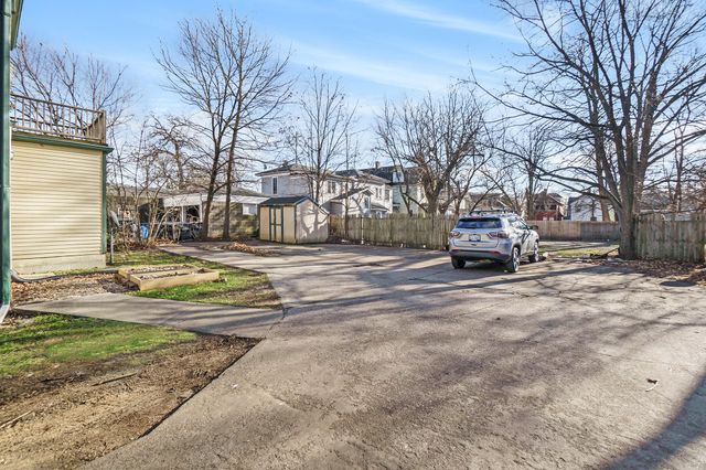 709 W Lovell Street, Kalamazoo, MI 49007