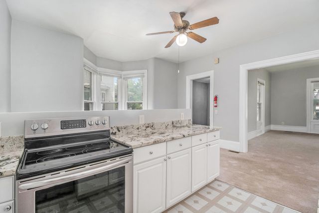 709 W Lovell Street, Kalamazoo, MI 49007