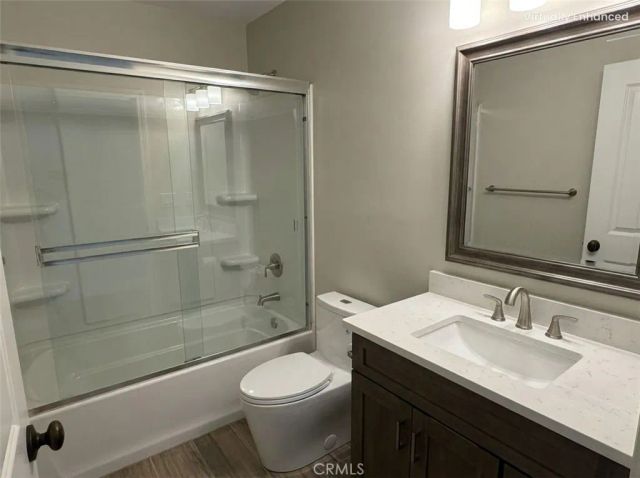 7101 Fallbrook Avenue, West Hills, CA 91307